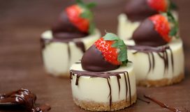 Postre de fresas con chocolate